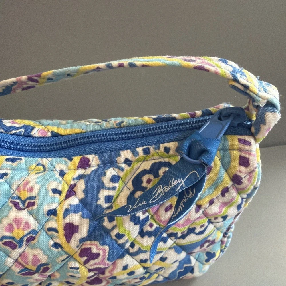 Vera Bradley Capri Blue Crossbody Shoulder Bag Purse Paisley Small Cotton - Picture 2 of 11